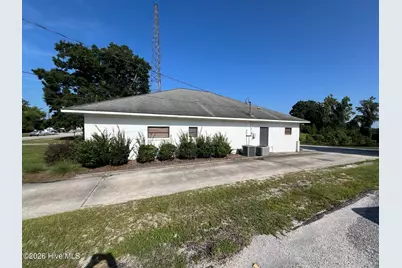 409 E Broad Street, Elizabethtown, NC 28337 - Photo 3