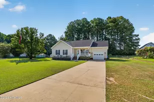 1911 Nahunta Rd, Pikeville, NC 27863 - Photo 3