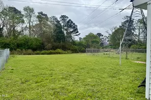 1222 Davis St, Jacksonville, NC 28540 - Photo 13