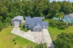 3018 Mandy Ln, Morehead City, NC 28557 - Photo 5