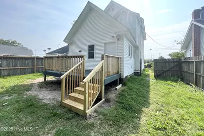 309 Harney Street, Elizabeth City, NC 27909 - Photo 17