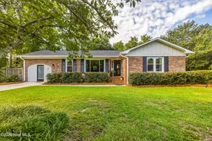 38 Pelican Point Rd, Wilmington, NC 28409 - Photo 1
