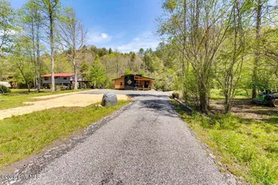 662 Hilltop Lane, Murphy, NC 28906 - Photo 17
