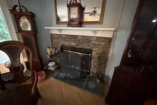 127 Hatcher Dr, Newport, NC 28570 - Photo 9
