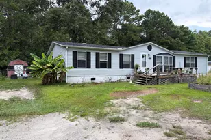 127 Hatcher Dr, Newport, NC 28570 - Photo 3