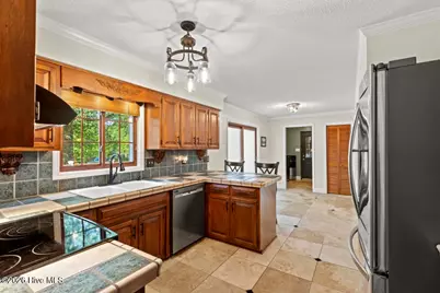 1100 Westmoreland Drive, Jacksonville, NC 28546 - Photo 13
