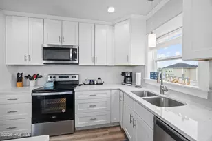 8020 8th St, Surf City, NC 28445 - Photo 17