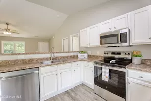 212 Sweet Gum Ln, Richlands, NC 28574 - Photo 19