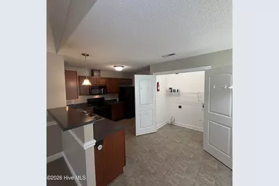 2552 Saddleback Drive #B, Winterville, NC 28590 - Photo 5