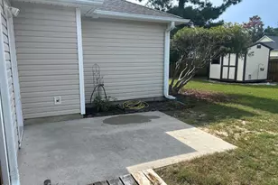 605 Tisbury Ln, Wilmington, NC 28412 - Photo 3