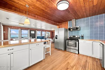616 N Shore Drive, Surf City, NC 28445 - Photo 13
