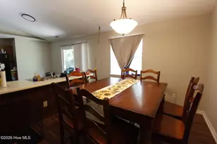 408 Singletree Ct, Jacksonville, NC 28540 - Photo 7