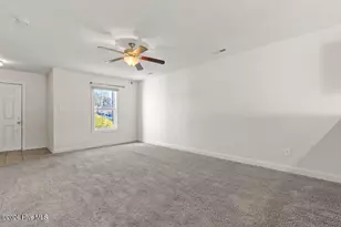 125 W Murrow Ln, Jacksonville, NC 28546 - Photo 5