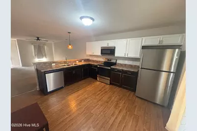 125 W Murrow Lane, Jacksonville, NC 28546 - Photo 7
