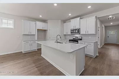 7009 Bayberry Park Drive, New Bern, NC 28562 - Photo 9