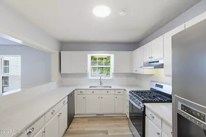 3338 North Barrett Street, Farmville, NC 27828 - Photo 7