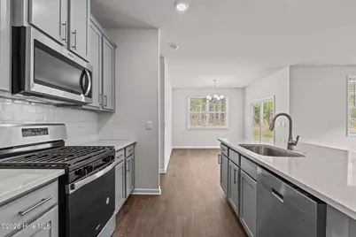 7021 Bayberry Park Drive, New Bern, NC 28562 - Photo 5