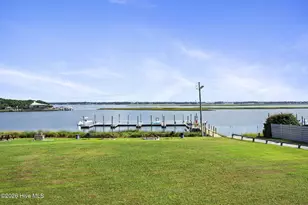 1918 W Fort Macon Rd, Atlantic Beach, NC 28512 - Photo 27