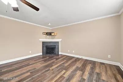 205 South Pointe Drive #B, Winterville, NC 28590 - Photo 5
