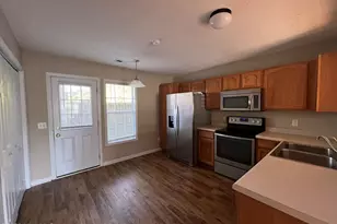 216 Palace Cir, Jacksonville, NC 28546 - Photo 5