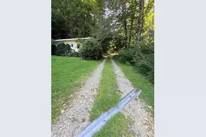 107 Cherokee Avenue, Andrews, NC 28901 - Photo 25