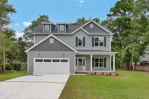 1320 Chadwick Shores Dr, Sneads Ferry, NC 28460 - Photo 1