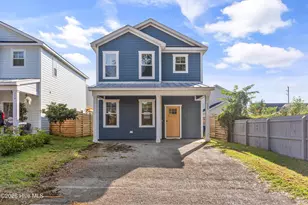 323 Wilson St, Wilmington, NC 28401 - Photo 1