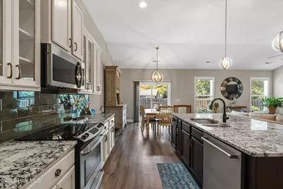 1785 Oakfield Court SW, Ocean Isle Beach, NC 28469 - Photo 9