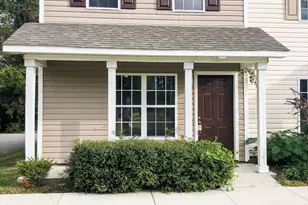 360 Hunting Green Dr, Jacksonville, NC 28546 - Photo 1