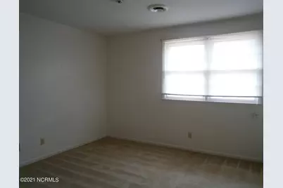 112 Ramona Avenue, Jacksonville, NC 28540 - Photo 17