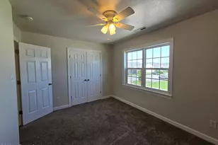 204 Streamwood Dr, Jacksonville, NC 28546 - Photo 15