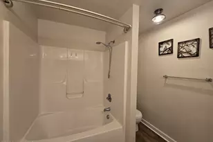 204 Streamwood Dr, Jacksonville, NC 28546 - Photo 13