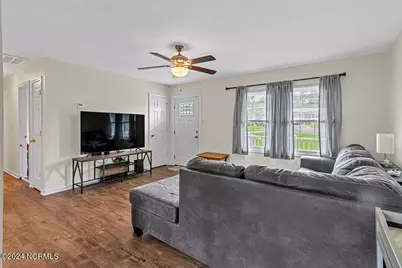203 Noble Court, Jacksonville, NC 28546 - Photo 5