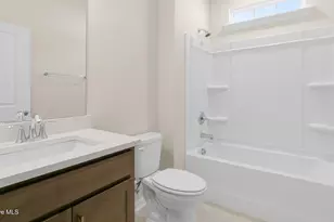 421 Thistle Meadow Ln, Aberdeen, NC 28315 - Photo 17