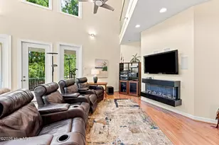 358 Shorepoint Dr, Wilmington, NC 28411 - Photo 7