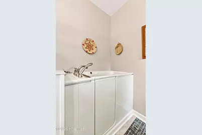 358 Shore Point Drive, Wilmington, NC 28411 - Photo 35
