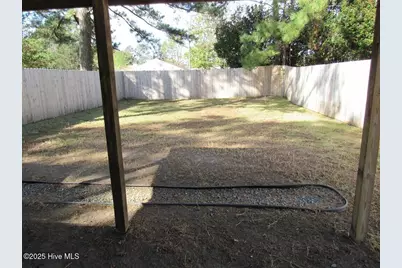 111 Village Circle, Jacksonville, NC 28546 - Photo 3