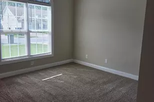 3909 Granada Dr, Winterville, NC 28590 - Photo 3
