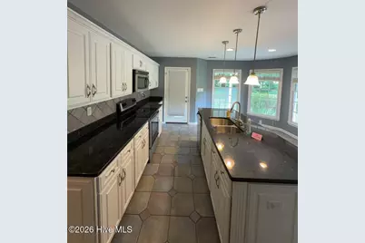 211 Bethesda Court, Jacksonville, NC 28546 - Photo 9
