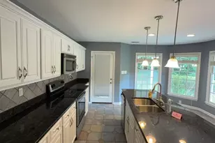 211 Bethesda Ct, Jacksonville, NC 28546 - Photo 9