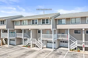 1403 Canal Dr, Carolina Beach, NC 28428 - Photo 3
