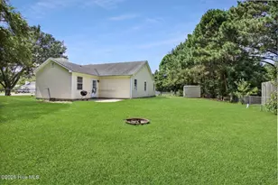 404 Chaps Ct, Jacksonville, NC 28546 - Photo 11