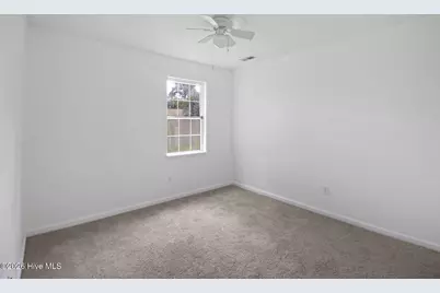 404 Chaps Court, Jacksonville, NC 28546 - Photo 9
