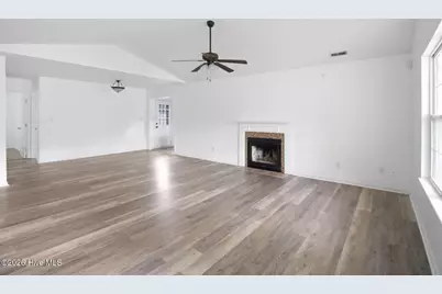 404 Chaps Court, Jacksonville, NC 28546 - Photo 3