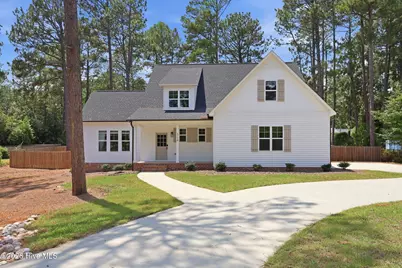 1750 E Indiana Avenue, Southern Pines, NC 28387 - Photo 1