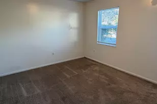 221 Cordell Cir, Jacksonville, NC 28540 - Photo 7