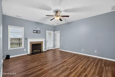 710 Radiant Drive, Jacksonville, NC 28546 - Photo 7