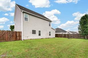 710 Radiant Dr, Jacksonville, NC 28546 - Photo 37