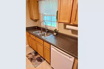 419 Hart Drive, New Bern, NC 28560 - Photo 11