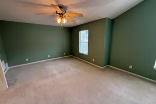 2804 Mulberry Ln, Greenville, NC 27858 - Photo 9